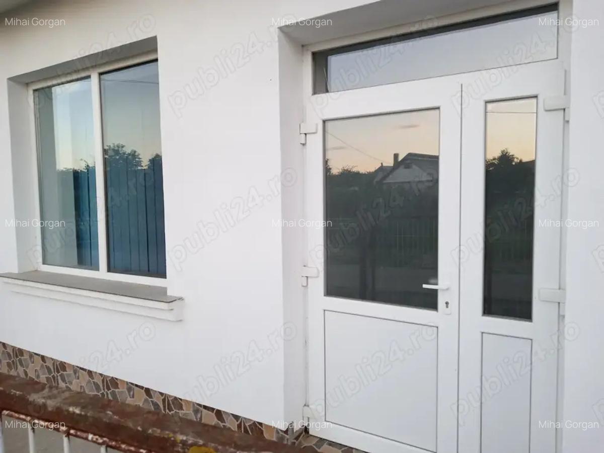 Spa?iu comercial pentru inchiriat - 1 Spa?iu comercial pentru inchiriat - 1