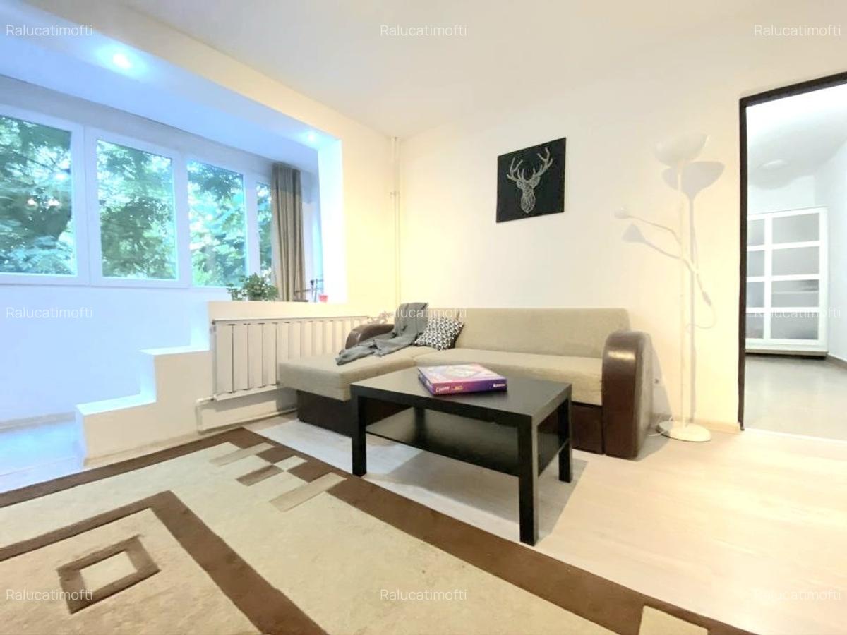 Apartament cu 2 balcoane, la câțiva pași de metroul din Piata Lujerului - 1