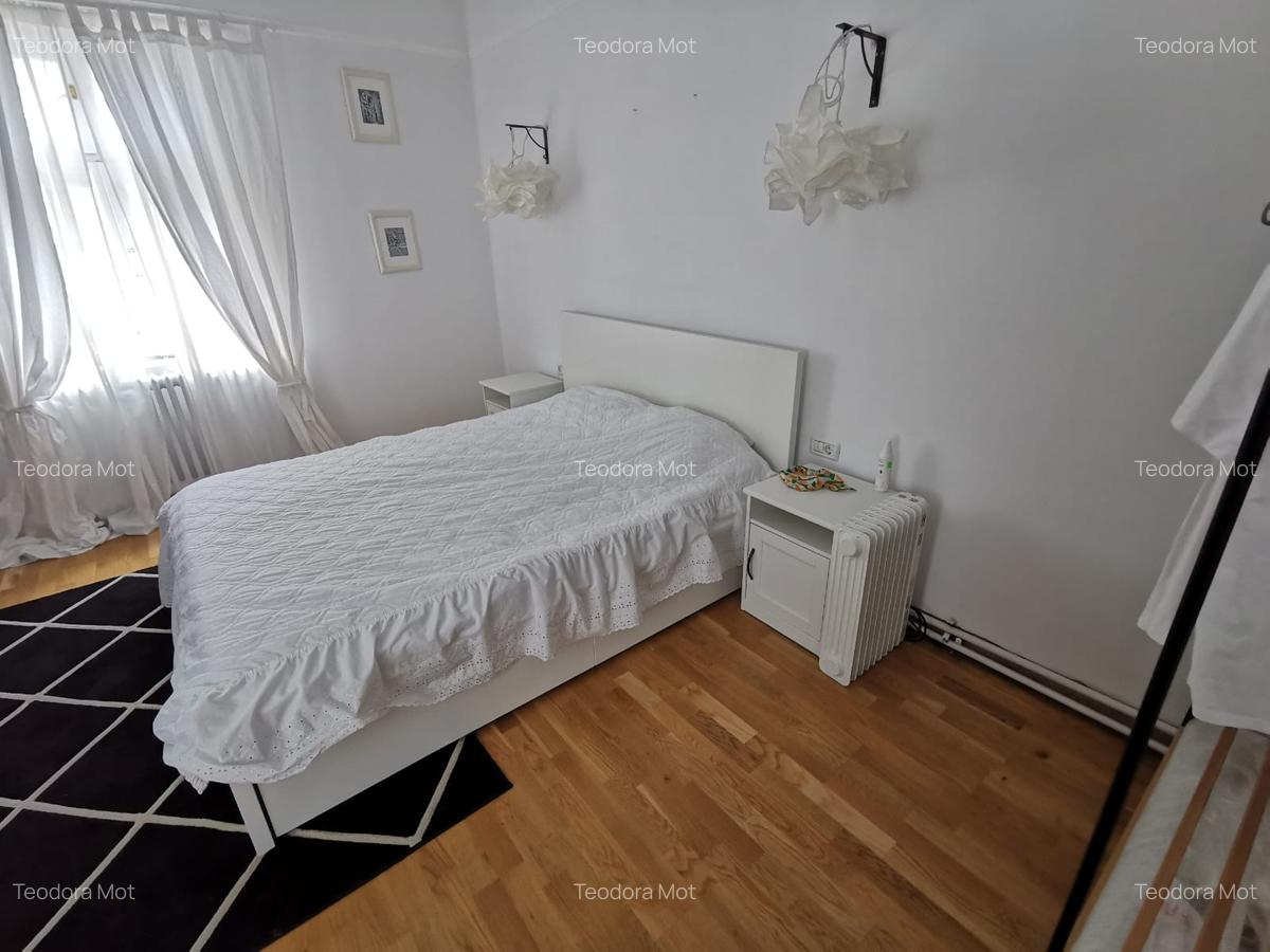 Apartament cu 2 camere semidecomandat în P-ța Unirii - 6