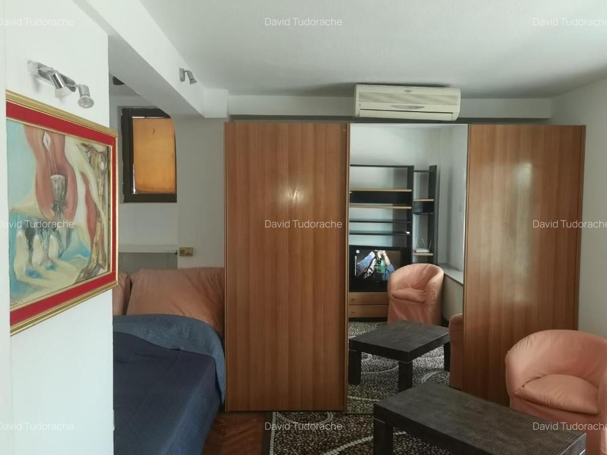 Garsoniera cu terasa - 3