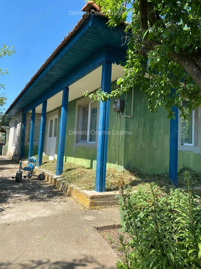 Casa la ?ara cu teren 1000 mp + posibilitate teren suplimentar 1922 mp Baneasa, judetul Giurgiu - 1