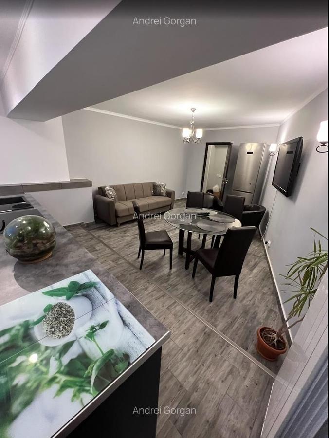 Apartament 3 camere Centru Civic - 1