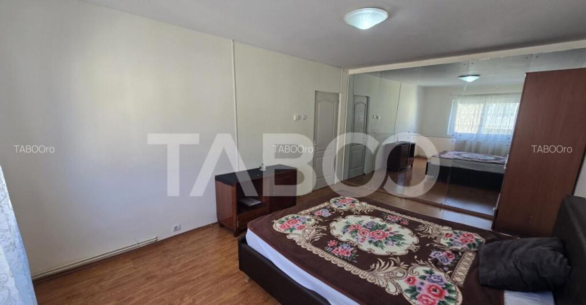 Apartament de inchiriat in Strand cu 2 camere mobilate utila - 2