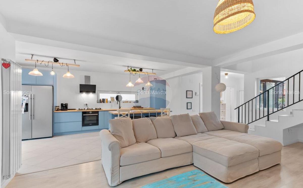 VANZARE Casa / Vila moderna cu 4 camere si curte Dragom... - 21