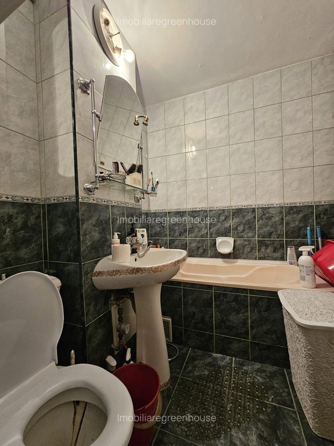 Apartament 4 camere, etaj 2 zona Ion Creanga - 10
