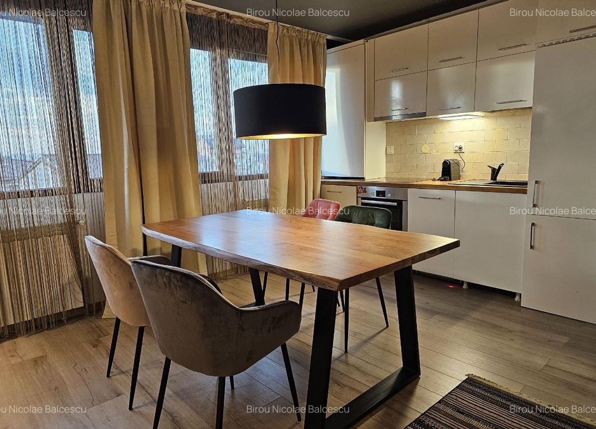 Apartament 3 camere Lux + Loc de Parcare situat in zona P-ta Presei Libere - 3 Apartament 3 camere Lux + Loc de Parcare situat in zona P-ta Presei Libere - 3