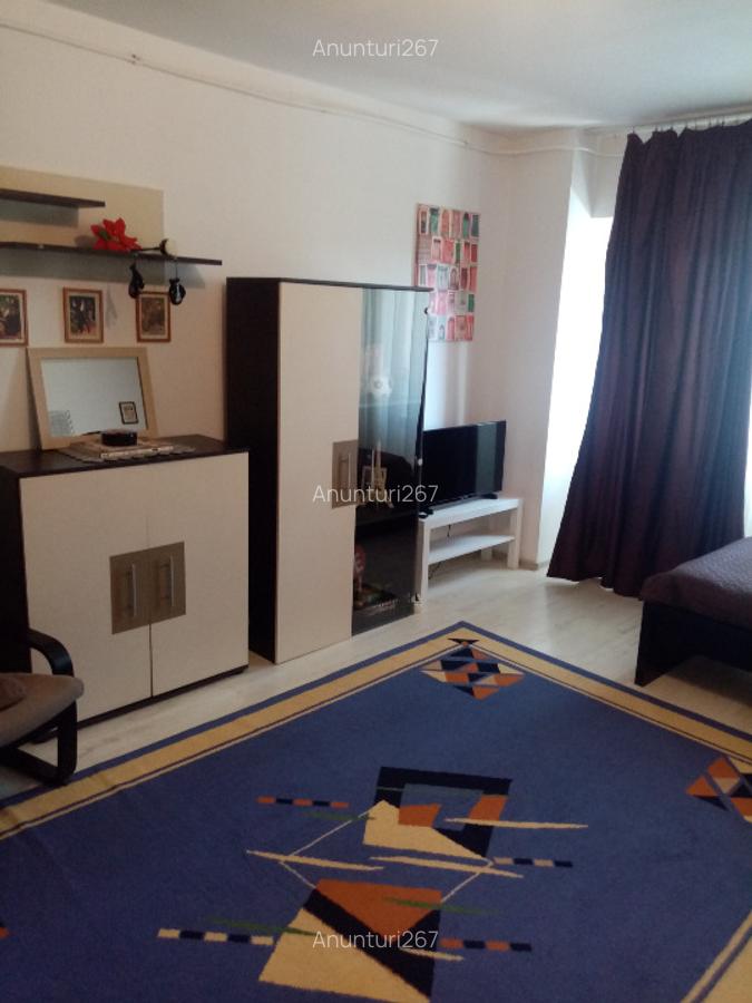 Direct proprietar inchiriez garsoniera moderna zona Mall Vitan - 1