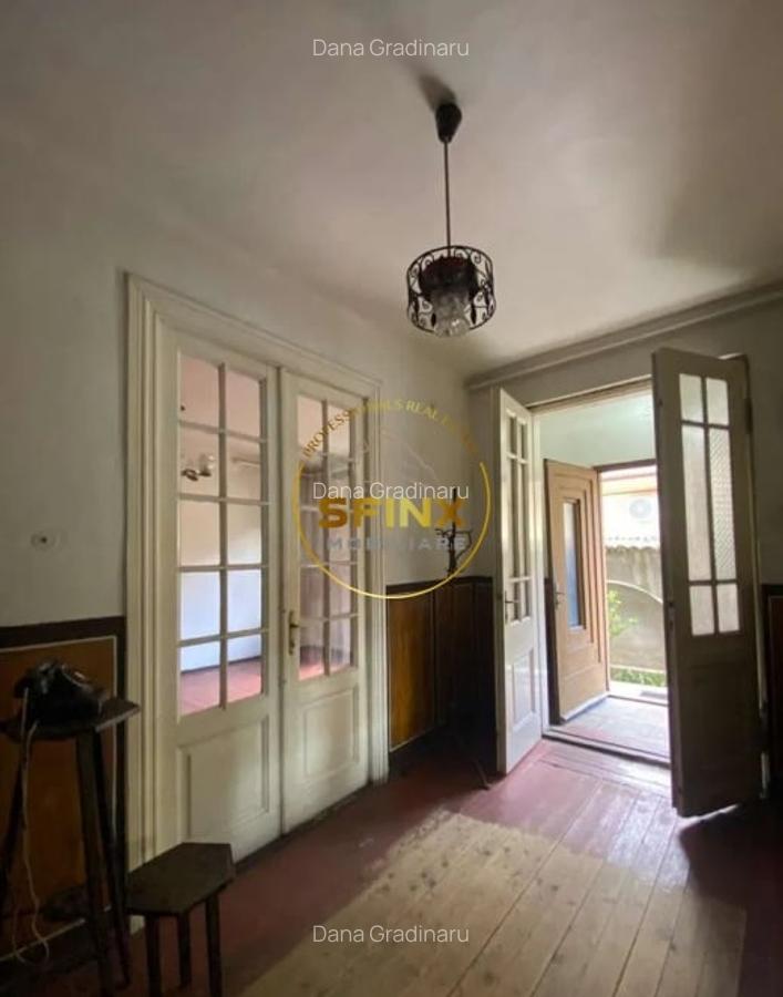 3 camere parter in vila cu curte Bulevardul Decebal Muncii comision 0% - 3