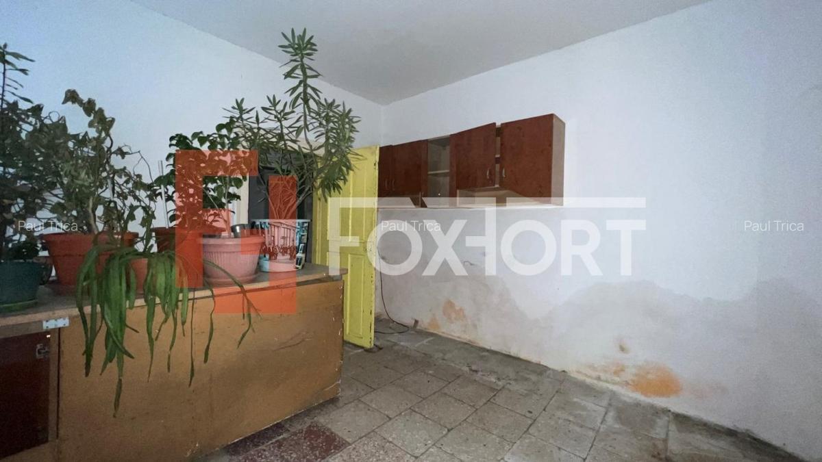 Casă cu 11 camere în Traian - 21
