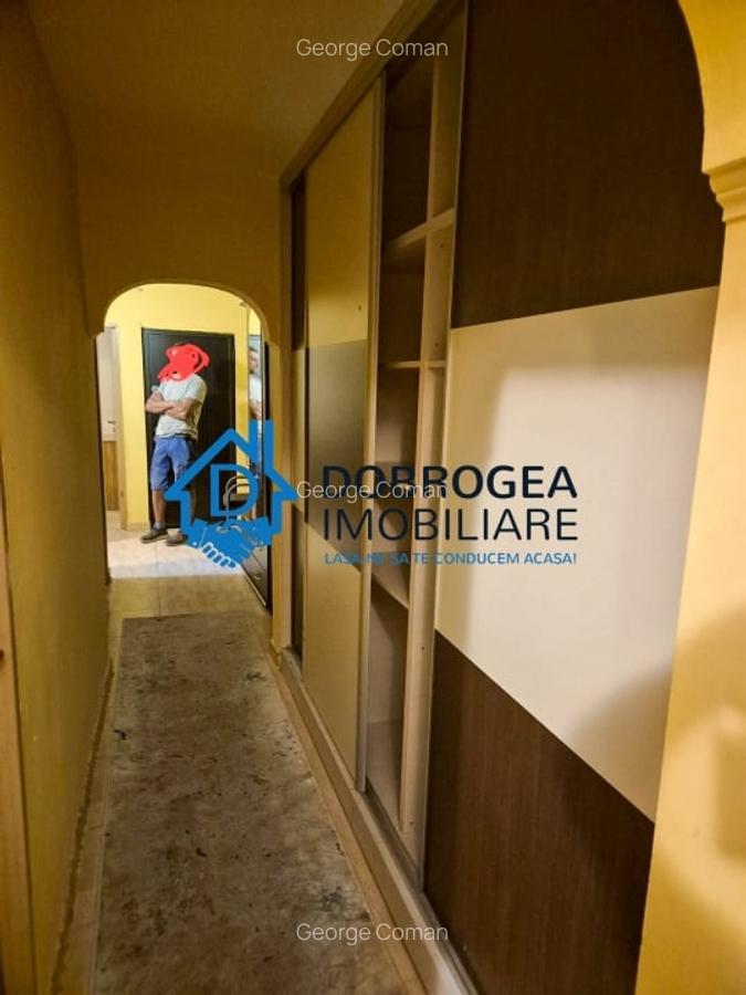 C5 - APARTAMENT 3 CAMERE ,CENTRALA GAZ, ETAJ 3 - 8