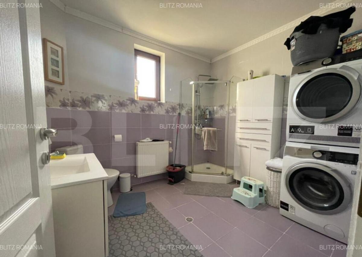 Casa familiala bine compartimentata cu garaj dublu - 35