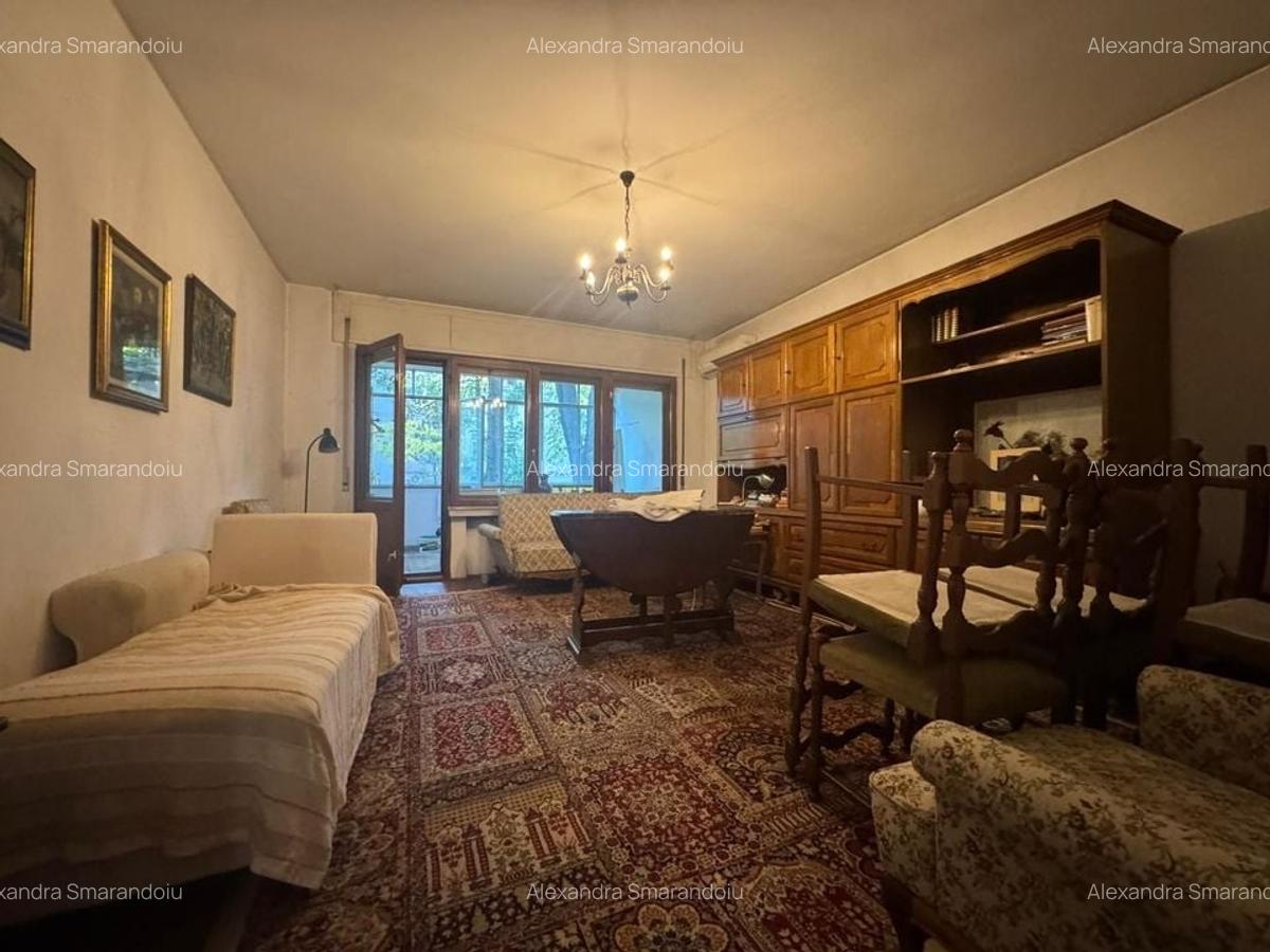 4 camere || Aviatorilor / Uruguay - 1