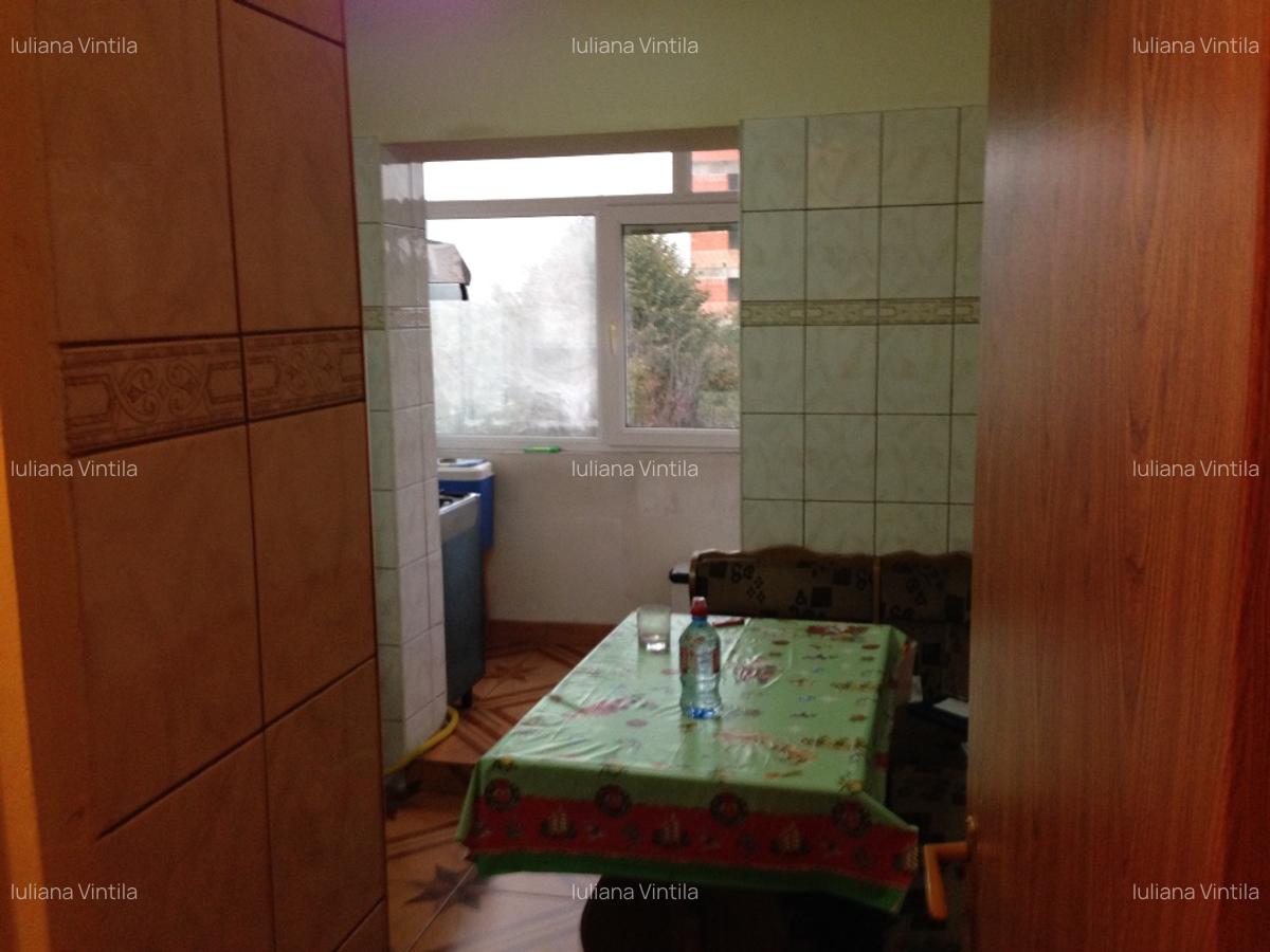 Apartament 3 camere decomandat - 6