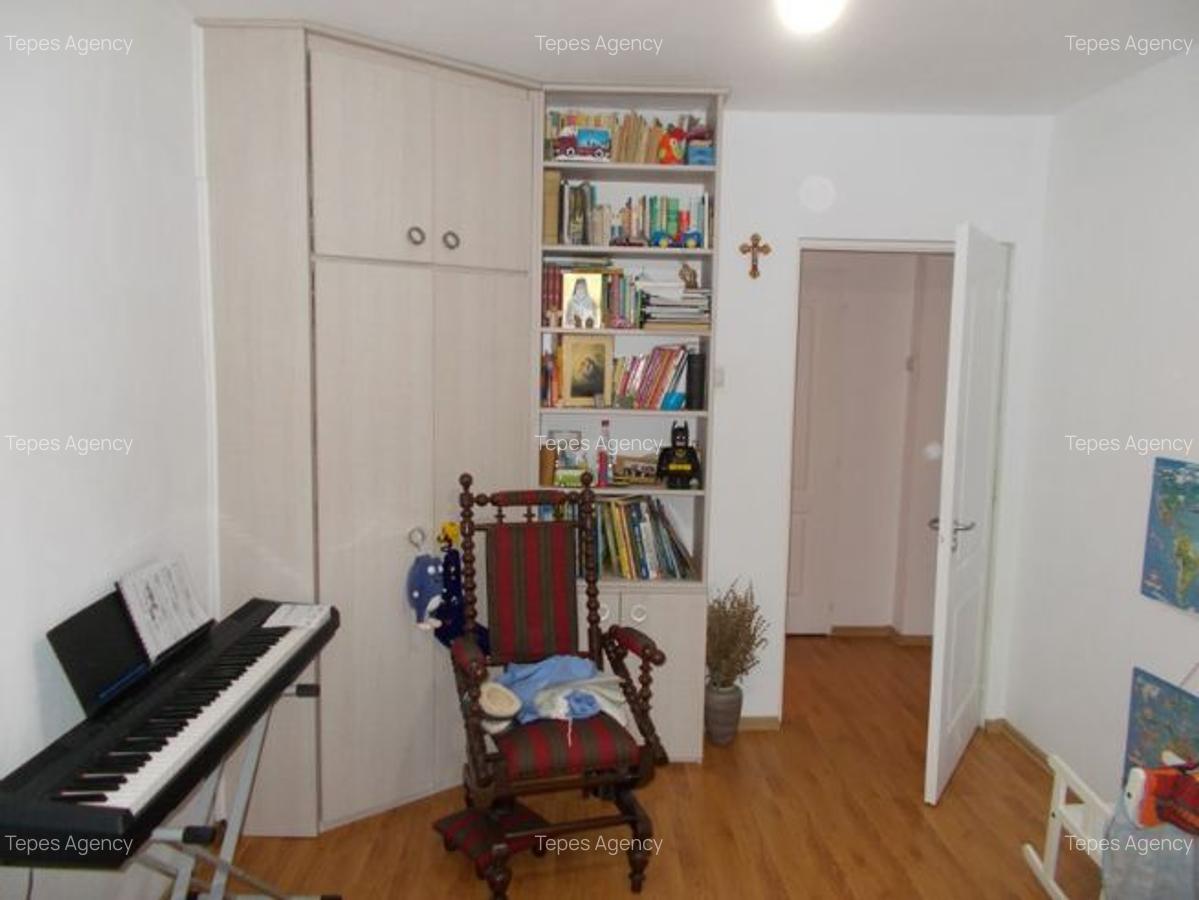 Apartament 3 camere decomandat, Timisoara, zona Torontalului, et 6/10, cu/fara garaj sub bloc - 9