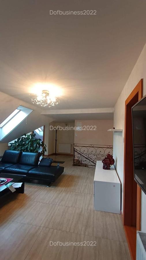 De vânzare Spațiu Comercial / 2 Apartamente ,210 mp utili, Pietonală, Oradea. - 4