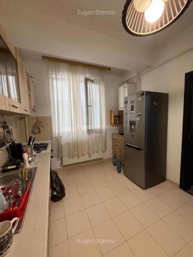 2 Camere Bulevardul Uverturii - 7