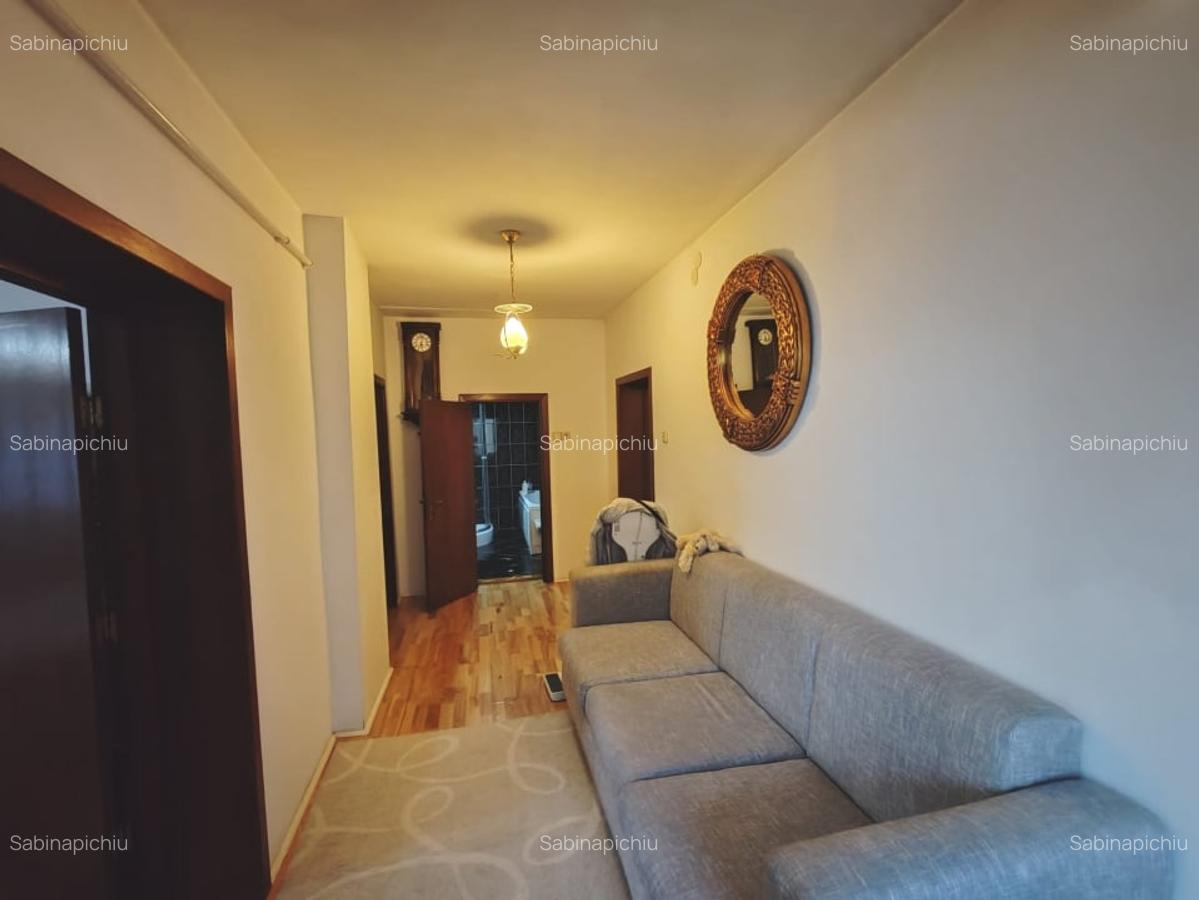 De vanzare - apartament spatios in casa, situat ultracentral - 7