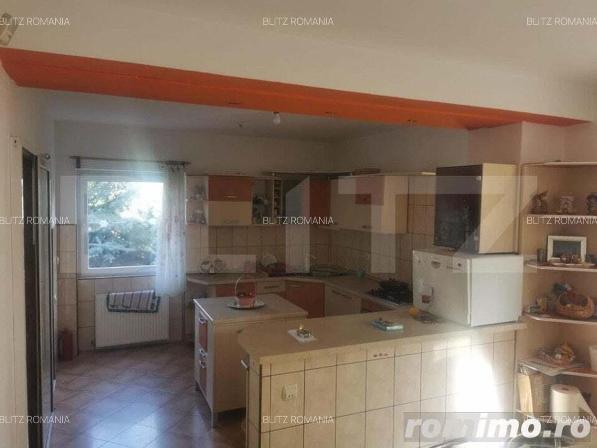 Casa 10 camere, 300 mp utili , teren 700 mp - 1