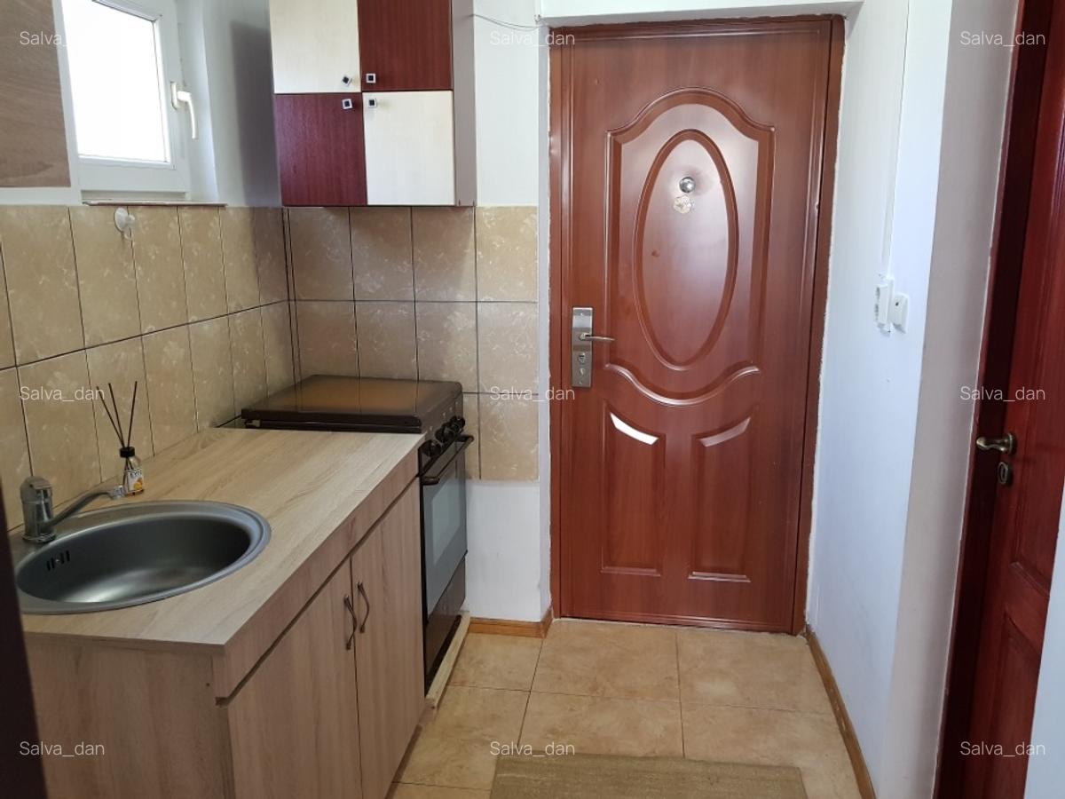 Proprietar inchirieze garsoniera zona cet - 4