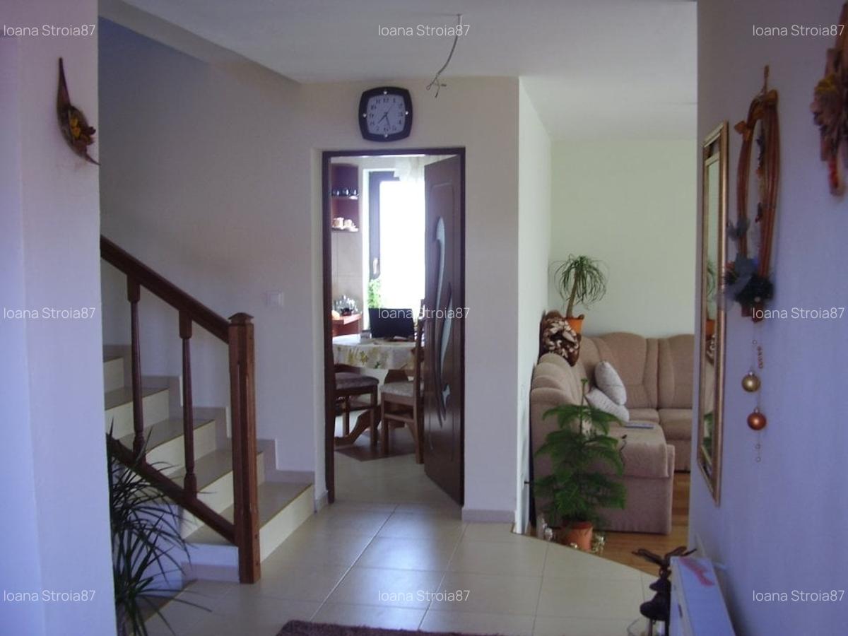 Casă spațioasă, aproape de centrul Sibiului – vândută direct de PF - 5