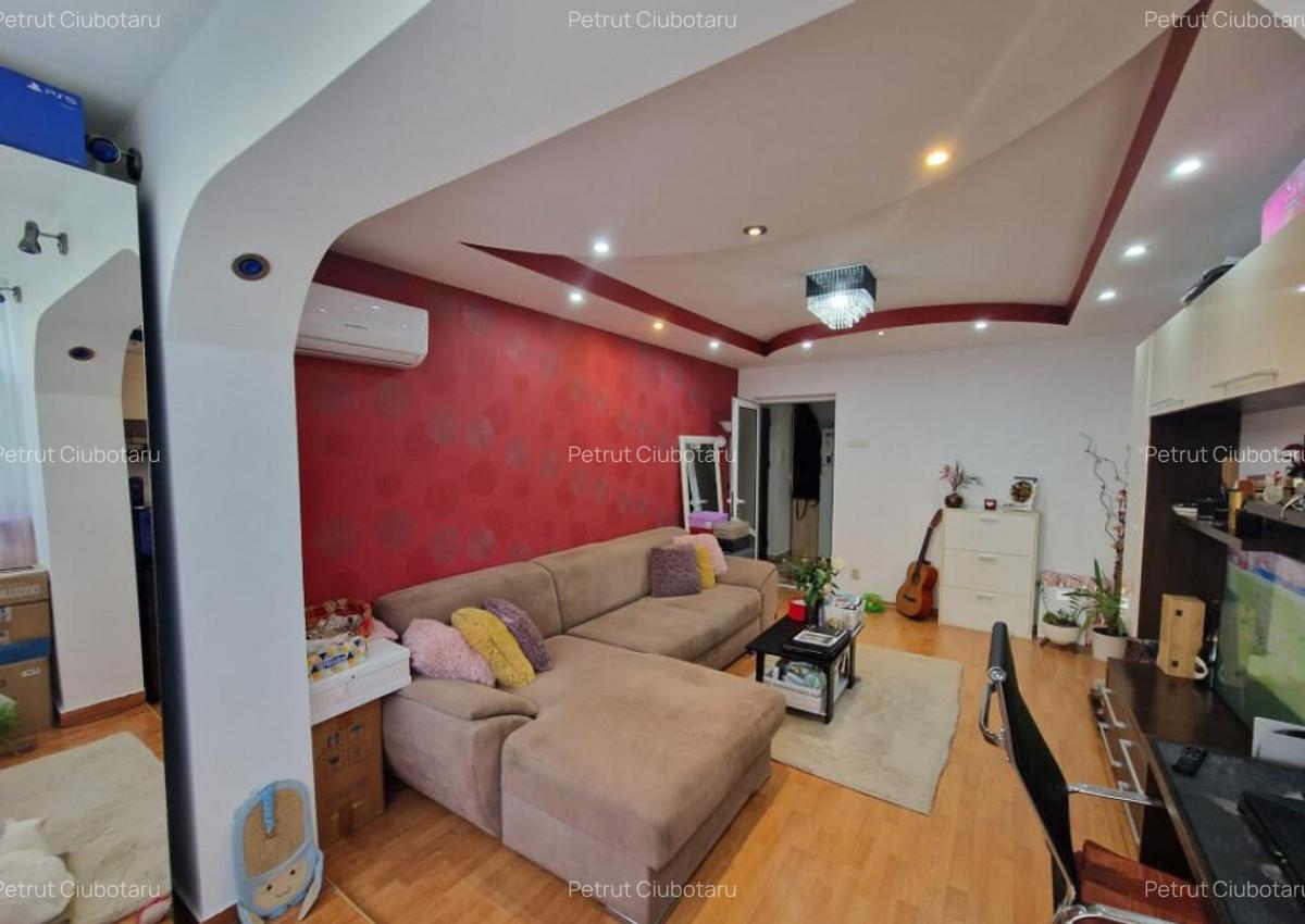 Apartament semidecomandat cu 2 camere, etaj1/4, Vaslui zona - 2