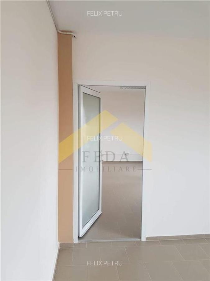 De vanzare doua hale pe un teren imprejmuit 9000 mp zona Gai - 6