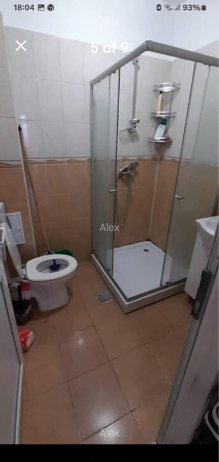 Sau schimb apartament 2 camere, 50 mp, etaj 1 din 4, str. Eternita?ii - 5