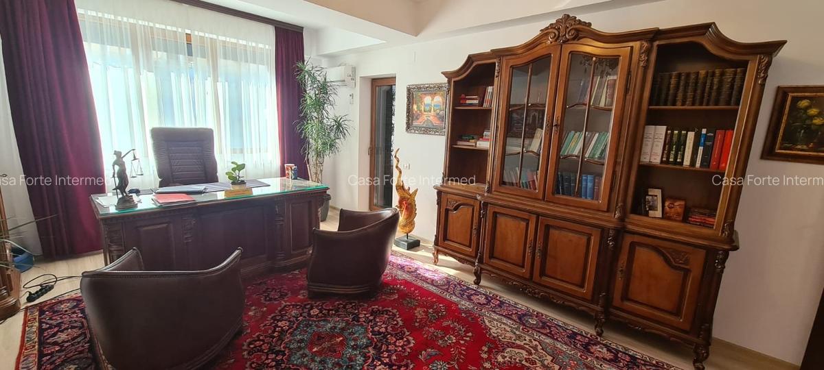 2 Camere de Închiriat –locuit sau birou Mamaia zona Vega  600€/lună - 4