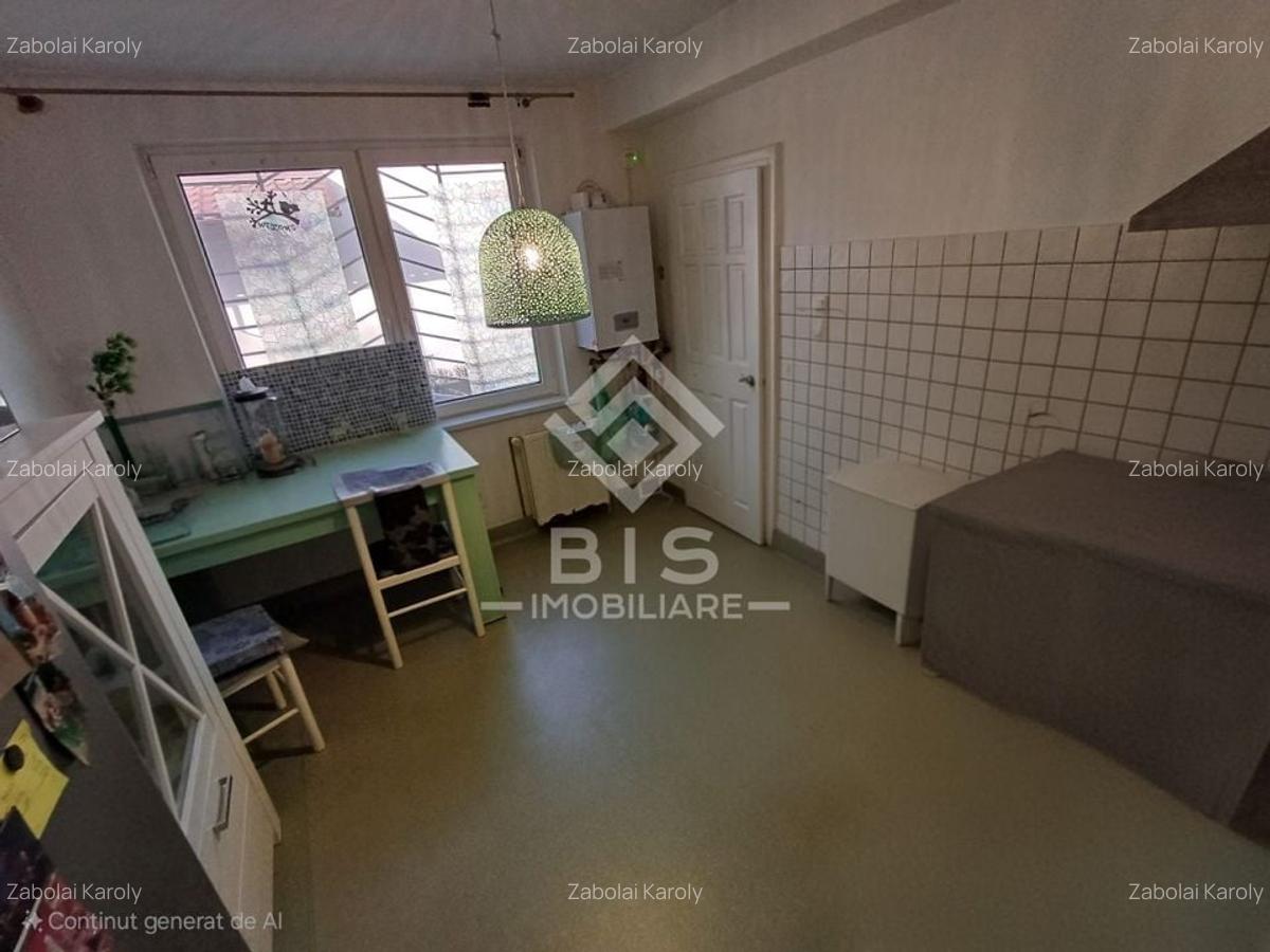 Casa 5 camere, D+P+1,  Zona Nord - 5