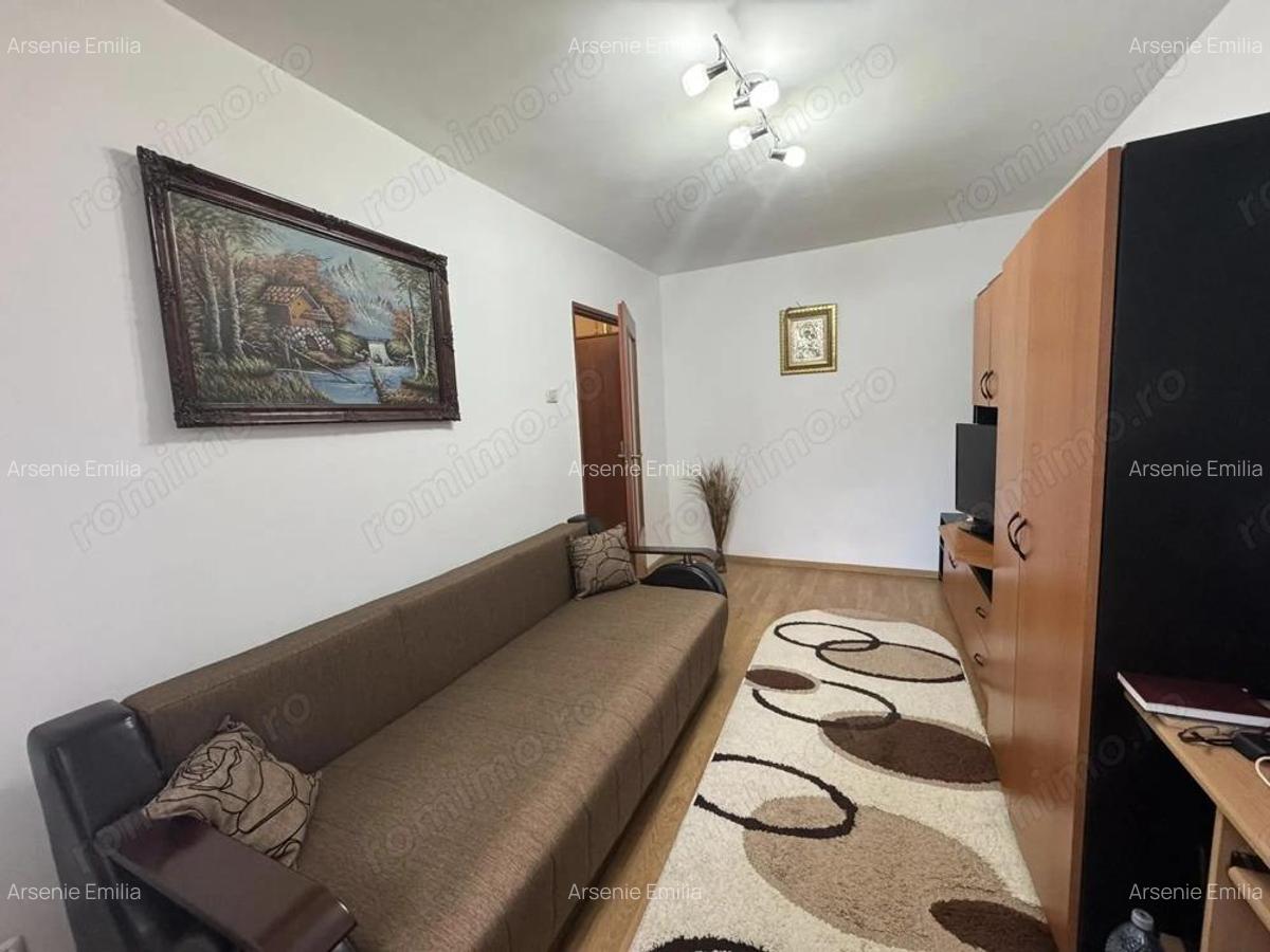 Apartament 2 camere | zona Soarelui- Aem | - 4
