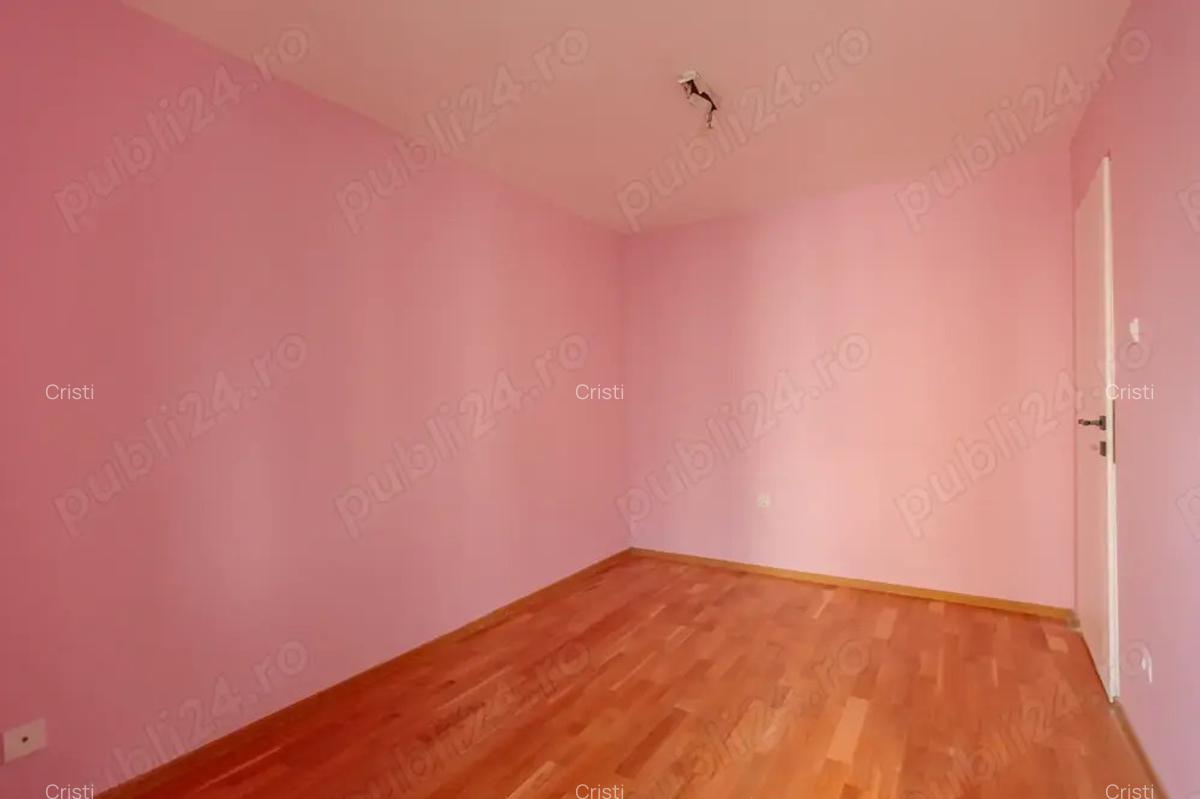 Vand apartament 3.camere str Mihai Viteazu (zona liceu info) - 2