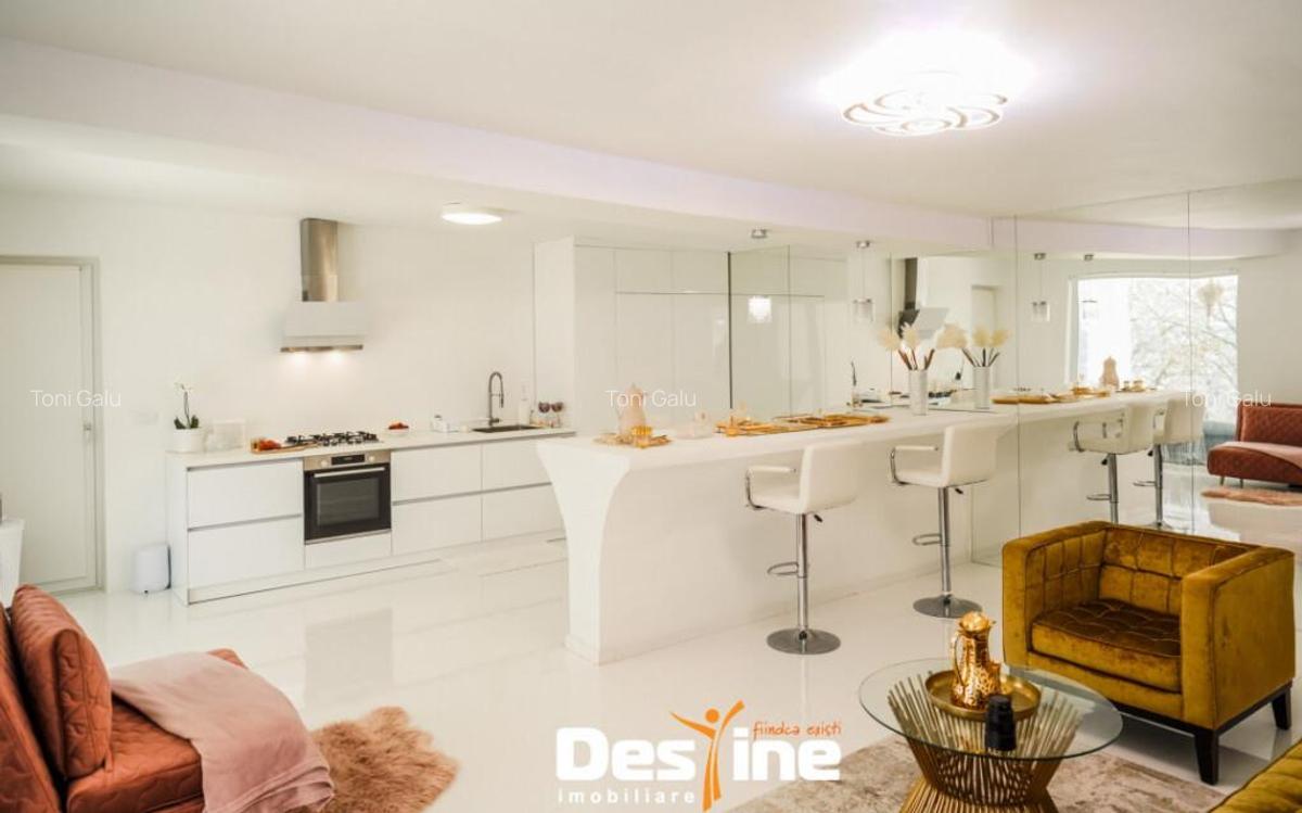 Comision 0% - Casa sustenabila 240 mp cu design futurist, - 5
