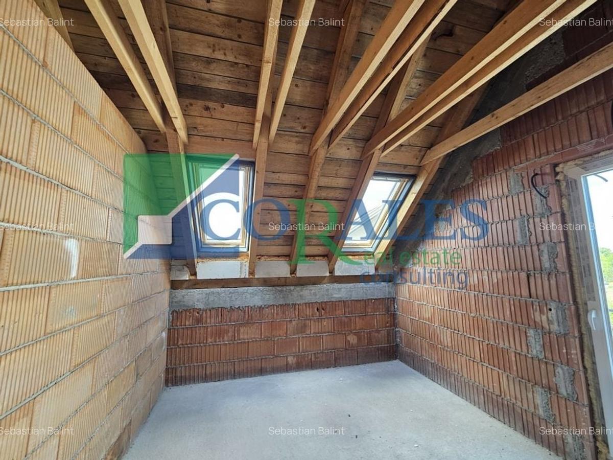 SAD la parter. Apartament cu 3 camere la Etaj si Mansarda! - 6