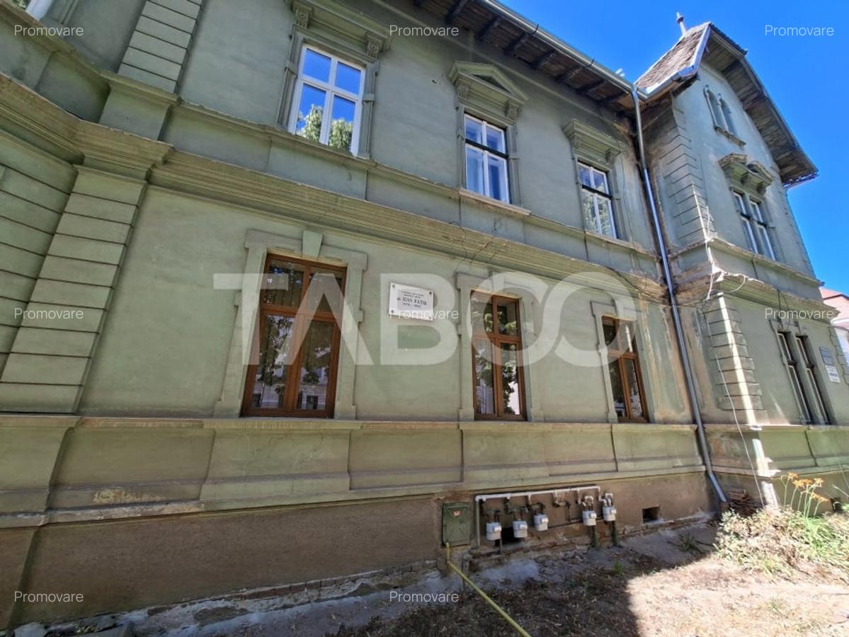 Bulevardul Victoriei 12 - apartament 3 camere de vanzare curte garaj - 17