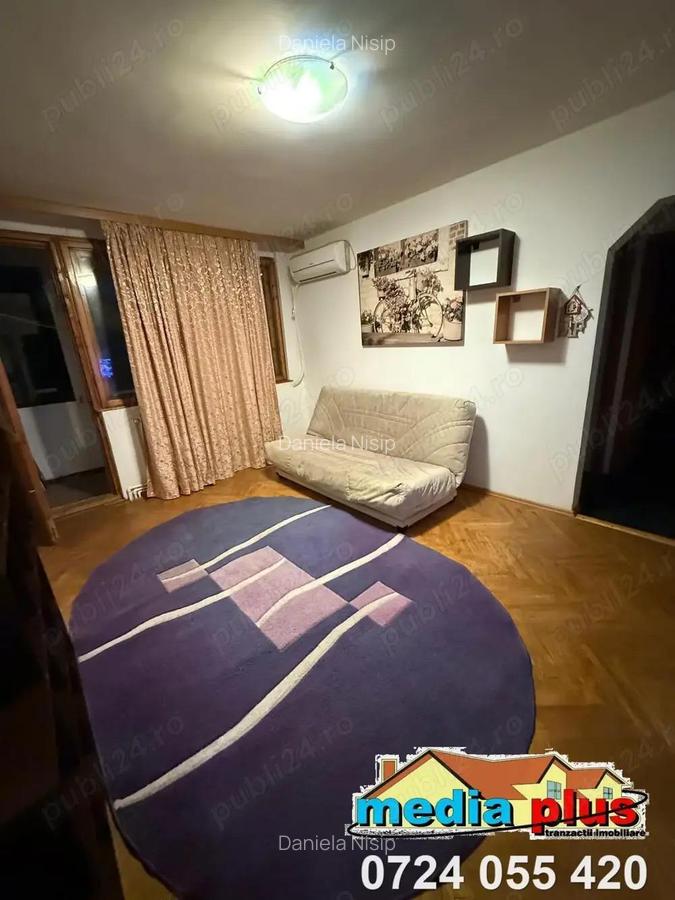 De inchiriat Apartament 2 camere, Centru - 3