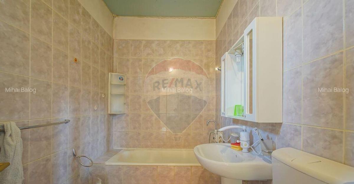Apartament cu 3 camere de vanzare in zona Brasovul Vechi - 16
