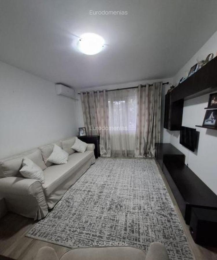 TOMIS 3, APARTAMENT 3 CAMERE, MOBILAT-UTILAT, CENTRALA GAZE,ETAJ 2 DIN 4 - 4