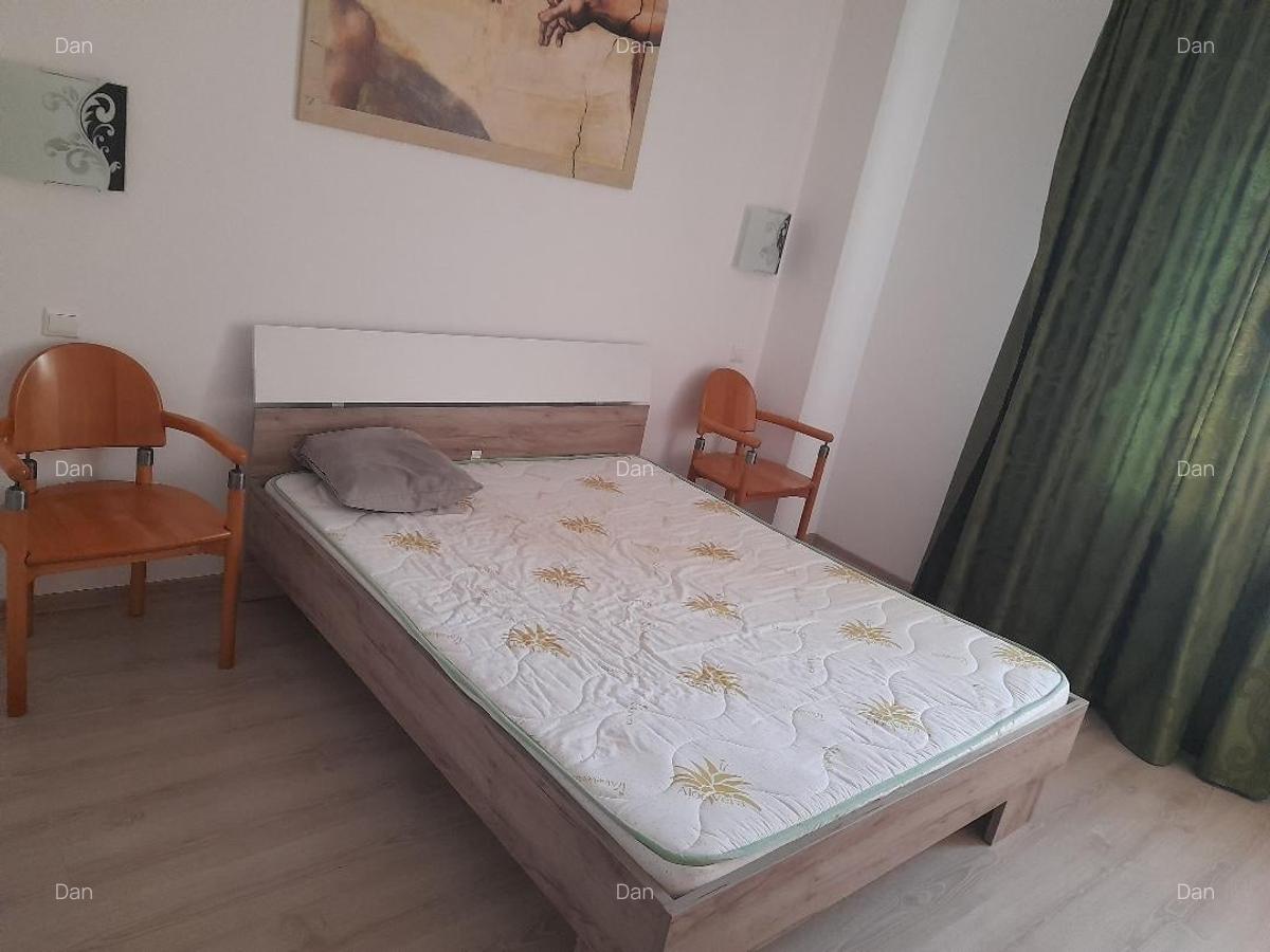 Inchiriez apartament bloc nou - 8