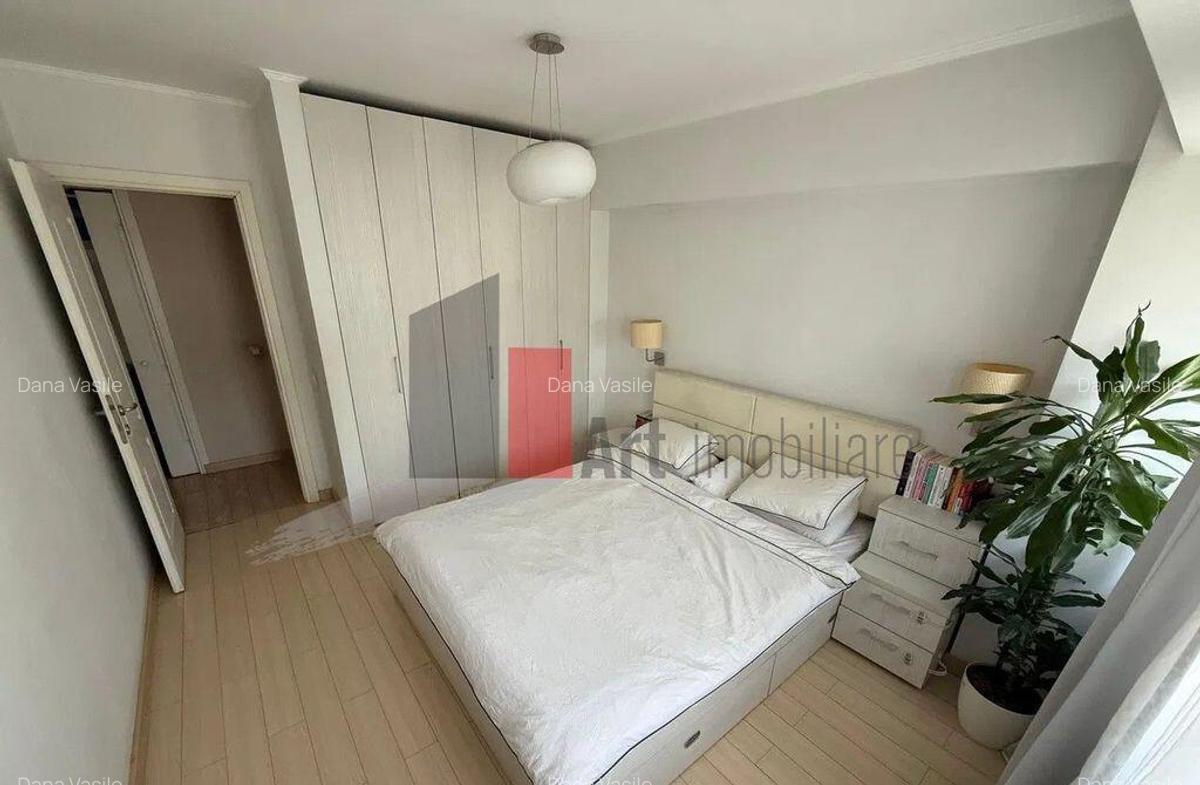 Apartament 3 camere, 2 bai, renovat,modern mobilat - 6