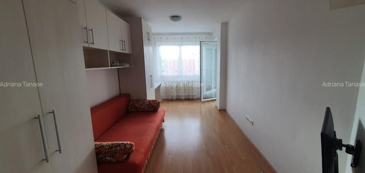 Apartament 2 camere decomandat cu balcon si parcare, Avantgarden 3 - 2