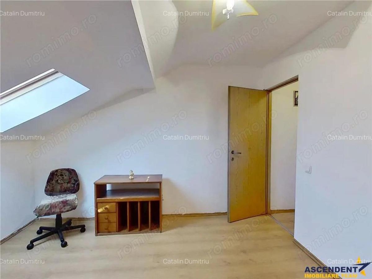Tur 3D! Apartament trei camere, pe doua niveluri, Garii, Brasov - 7