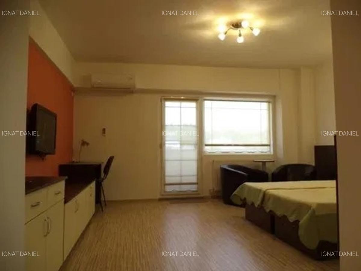 Apartament cu 1 camera, decomandat, zona Gara-Arcu - 1