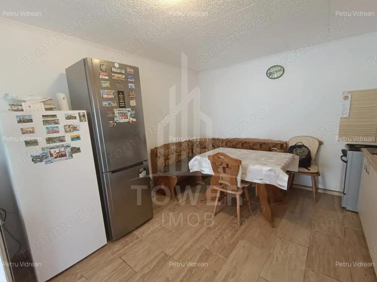 Casa de vanzare in satul Ro?ia cu vedere panoramica spre Mun?ii Fagaras - 18