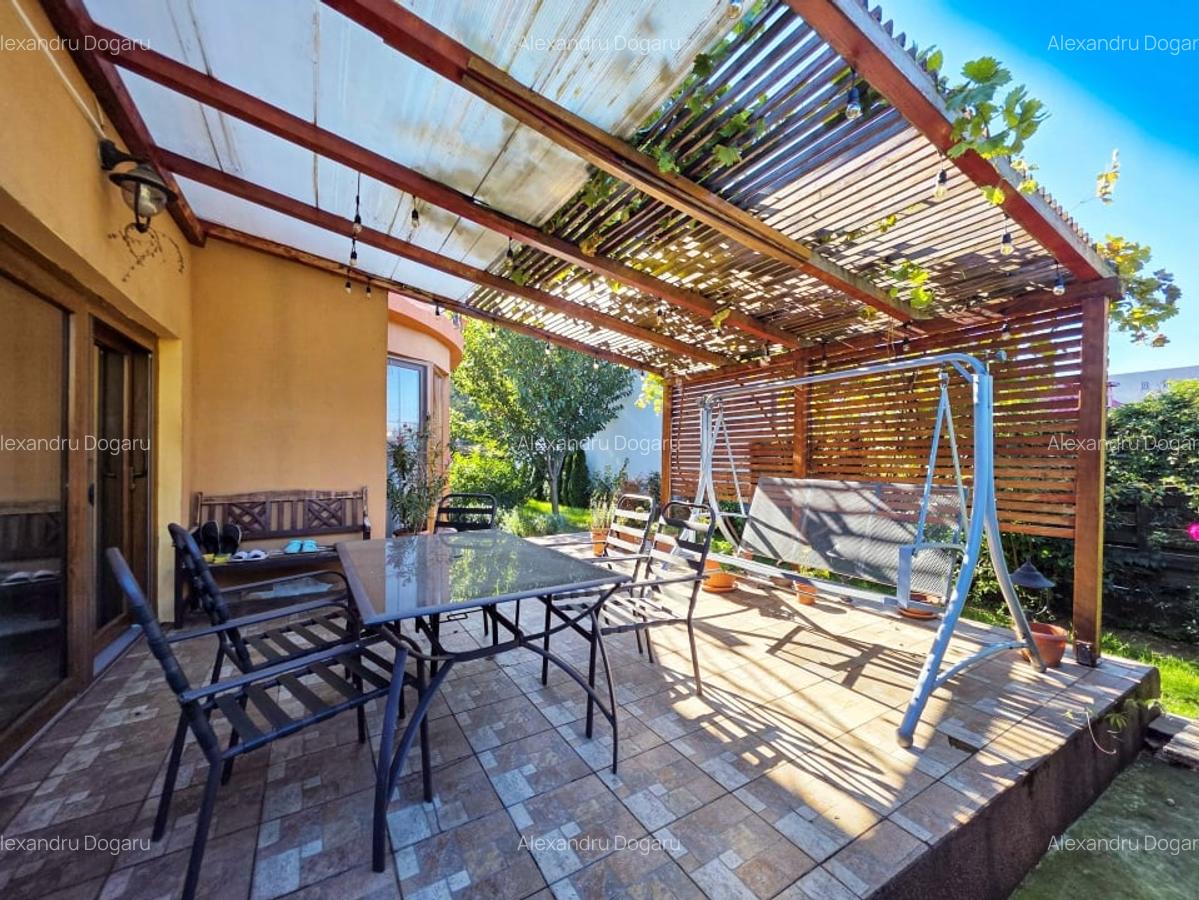 Vila de vanzare P+E cu 4 dormitoare - zona Inel 2 - spatioasa si eleganta. - 2 Vila de vanzare P+E cu 4 dormitoare - zona Inel 2 - spatioasa si eleganta. - 2