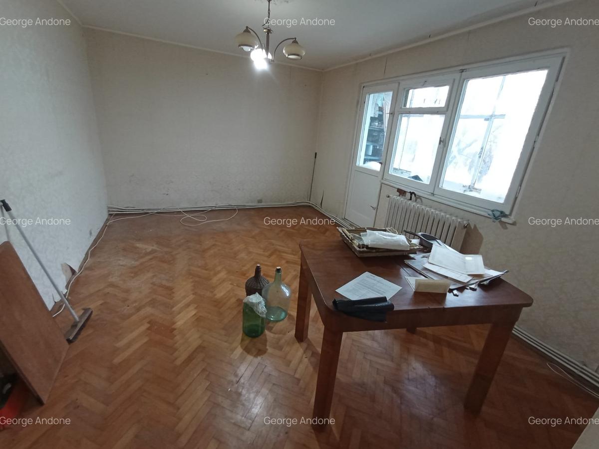 Apartament 3 camere Podul de Piatra, parter, eliberare imediata - 5
