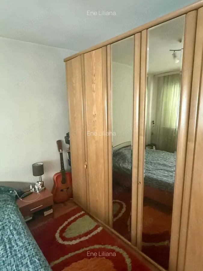 Apartament 3 camere decomandat Etaj 1, zona CEC - 3