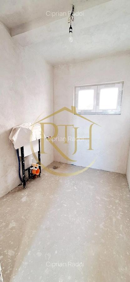 Oferim spre vanzare Case-Duplex cu 4 camere, situate in Giroc, zona buna - 20