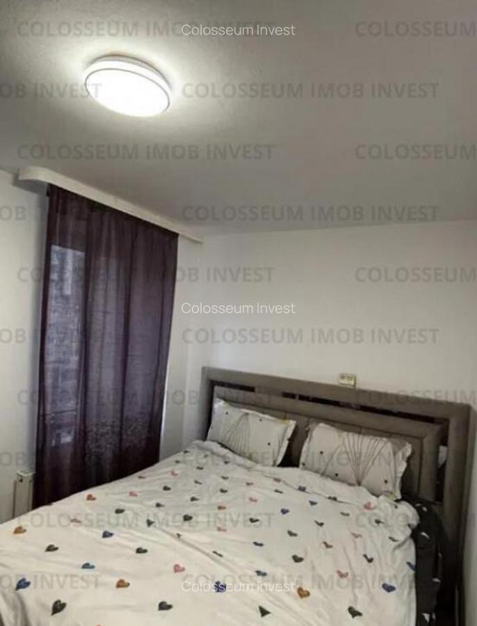 Apartament 3 camere, decomandat - zona Grivitei - 1