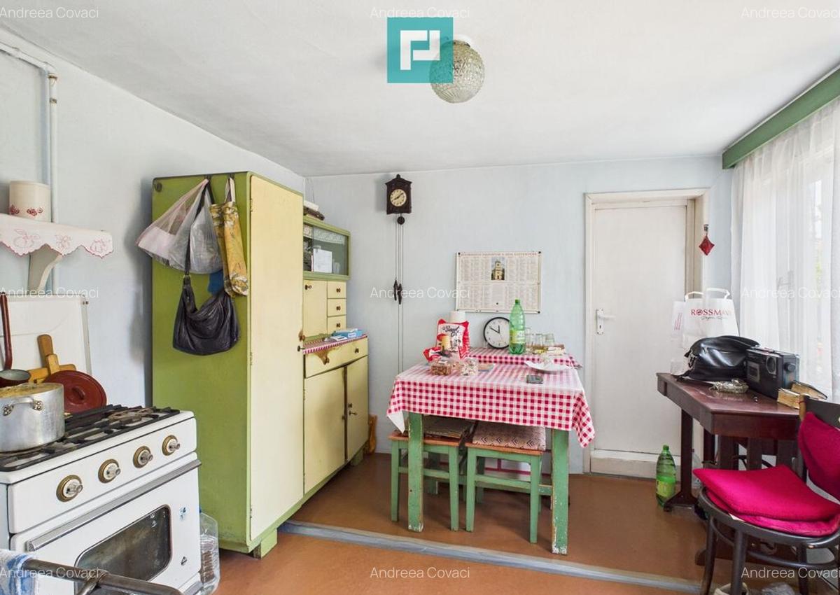 Casa cu 3 camere in cartierul Parneava - 12