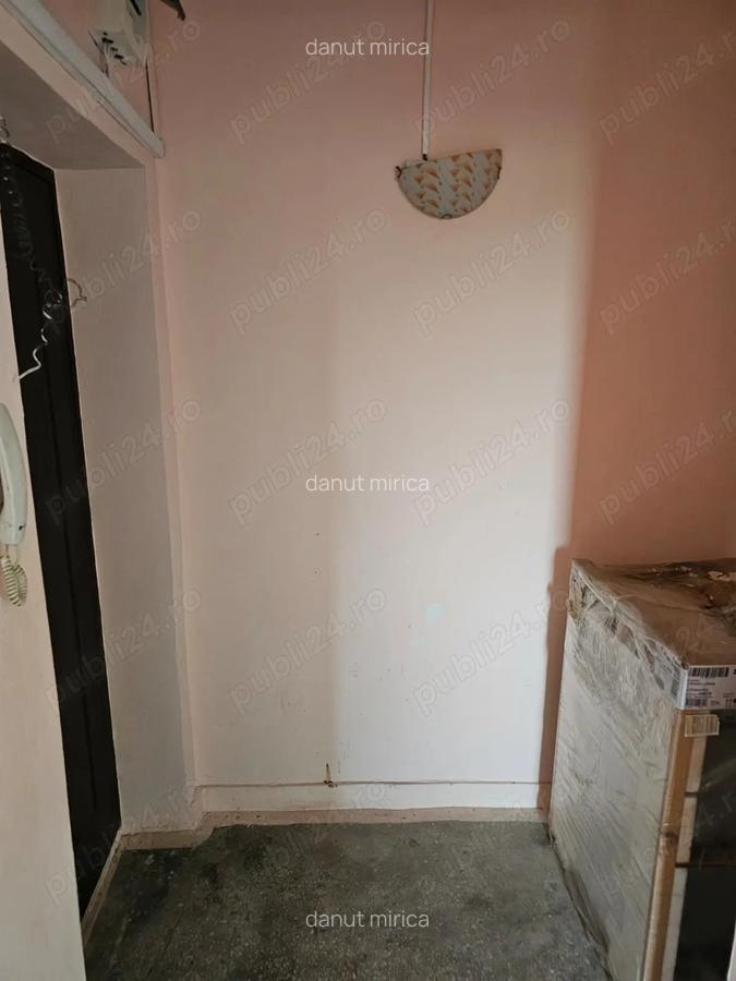 Vind apartament 2 camere - 2 Vind apartament 2 camere - 2